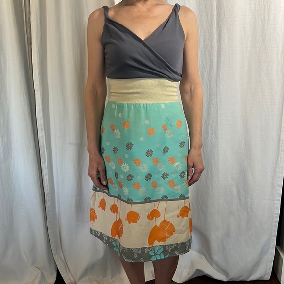 Eva Franco Jersey Knit & Floral Dress, S2 - Picture 2 of 7